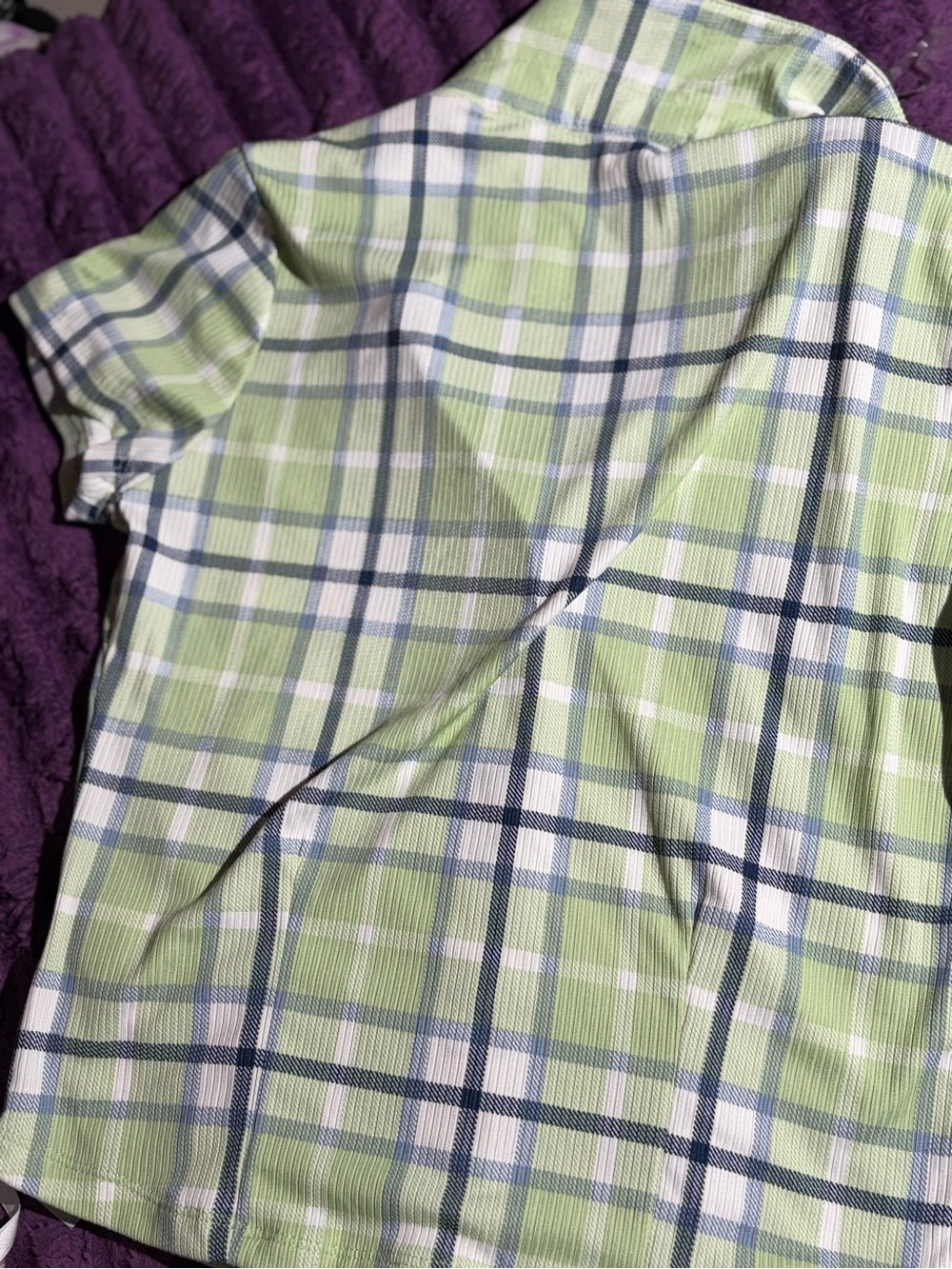 Light Green Plaid Short-Sleeve Top - Women